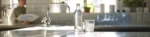 Comparatif détaillé entre eau du robinet et eau en bouteille, qualité, risques sanitaires et polluants potentiels cachés